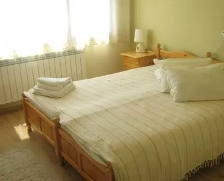 Asenov Hotel - Image 1