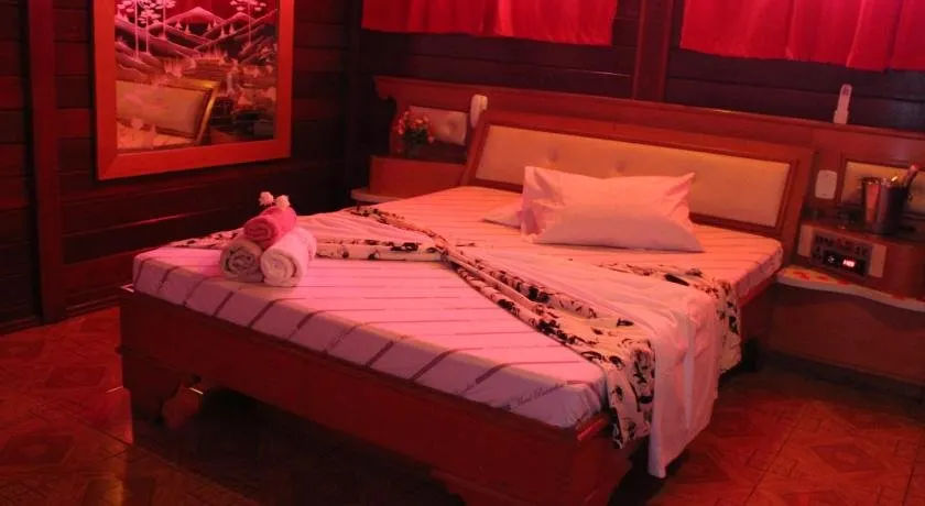 Motel Paradise (Adults only) - Image 1