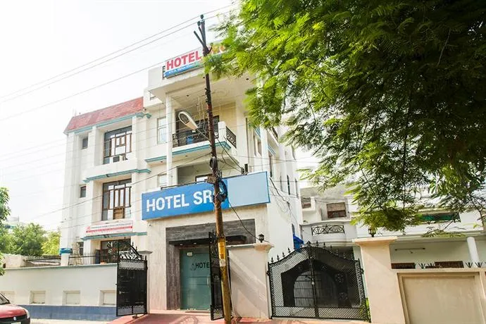 Oyo 4434 Hotel Srg - Image 1