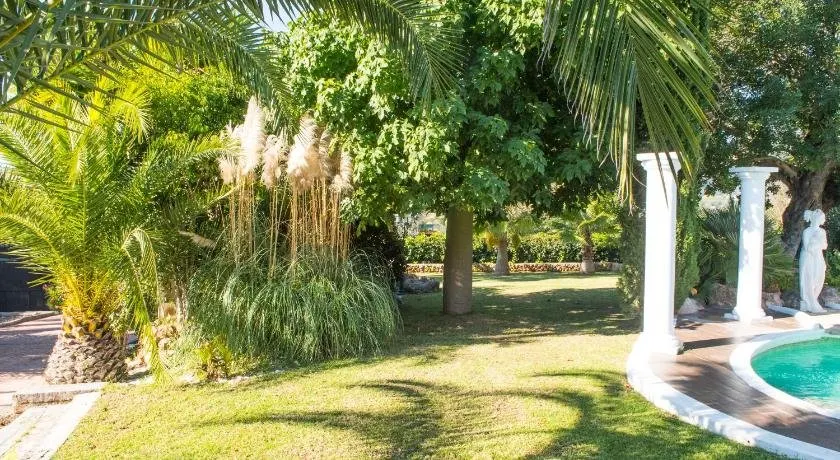 Alzina Villa 5 bedrooms with pool in Sa Coma Bunyola at the foot of the Sierra de Tramuntana but close to Palma - Image 1