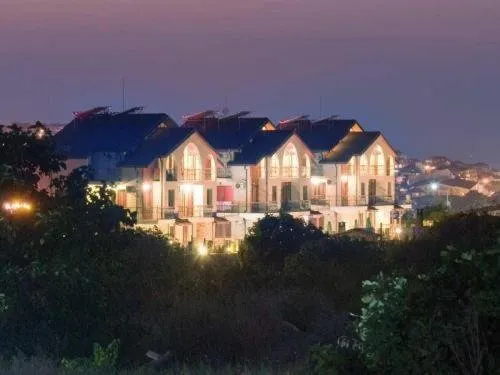 Sozopol Pearls Hotel - Image 1