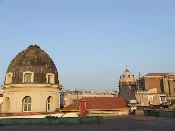 Historical Naples with panoramic terrace - Image 1