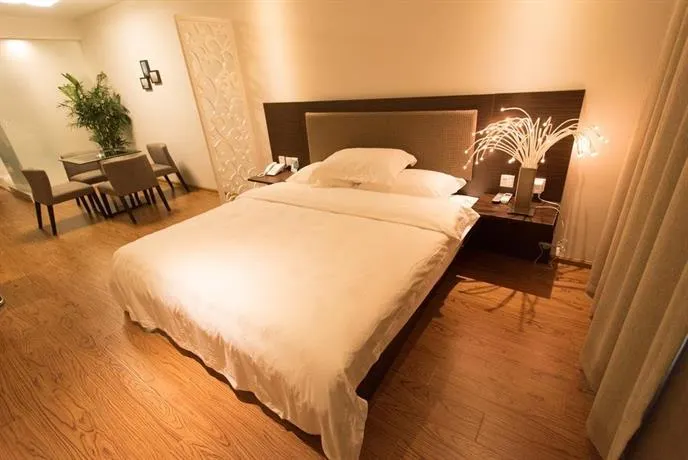 Orchid Boutique Hotel - Image 1