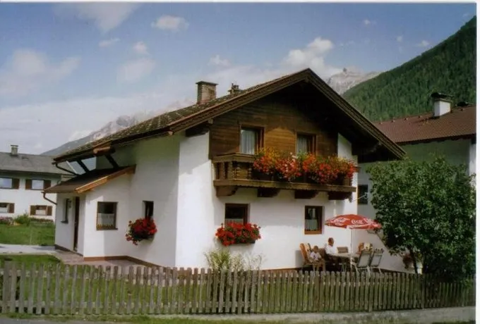 Ferienhaus Aurikel - Image 1