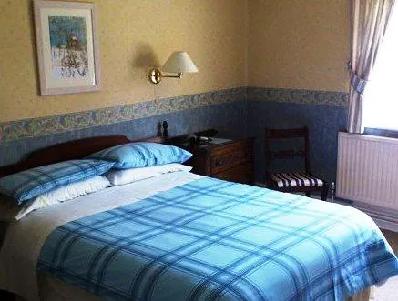 The Montrose Hotel - Image 1