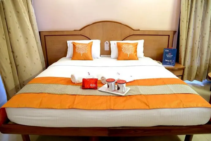 OYO Rooms Tarabai Park Kolhapur - Image 1