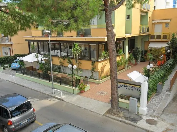 Cavalli Hotel - Image 1