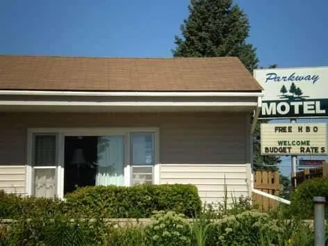 Parkway Motel Red Wing - Image 1