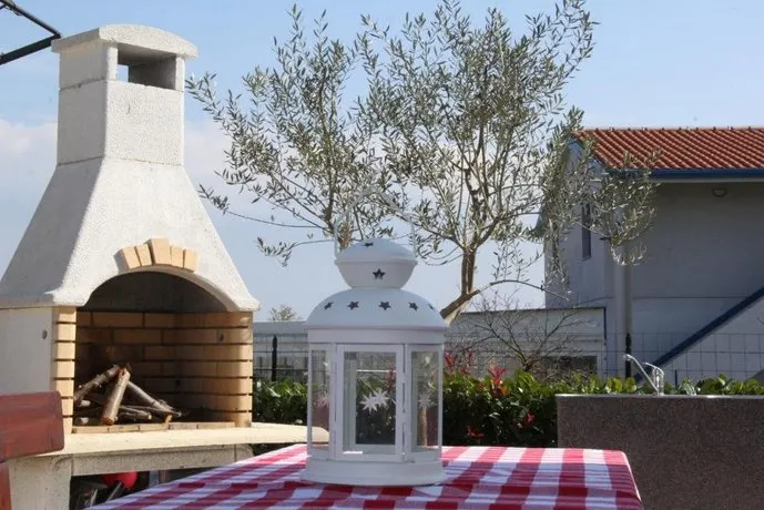 Apartments Villa Lili - Image 1