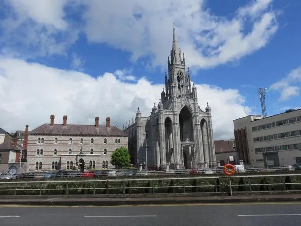 Oscar’s Hostel Cork - Image 1