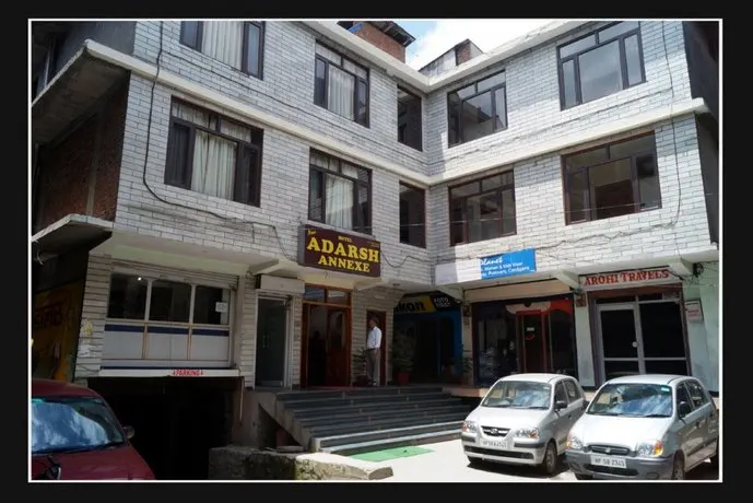 Hotel Adarsh Annexe - Image 1