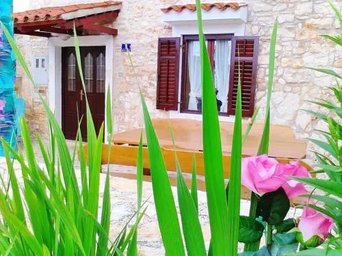 Holiday Home Laura 262 - Image 1