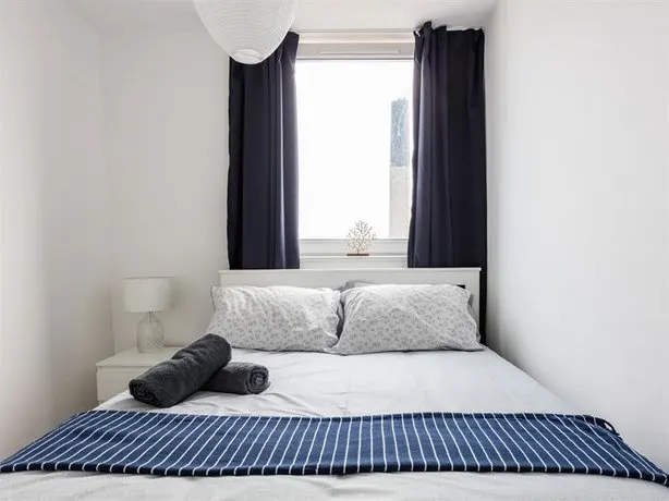 City View Apartment Belfast City Centre Belfast - Image 1