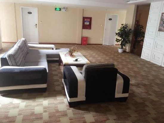 Tianyi Hotel - Image 1