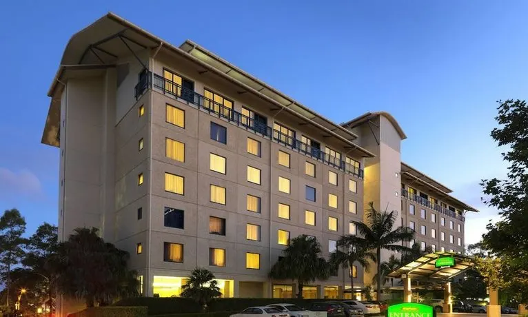 Crowne Plaza Sydney Macquarie Park - Image 1