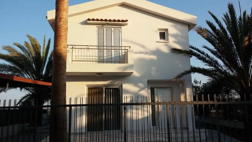 Andreas Villa - Image 1