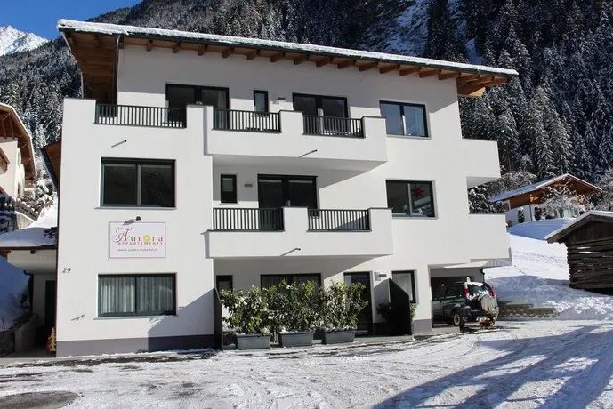 Apartamento vacacional apta para familias con sauna | Vistas a la montaña - Image 1