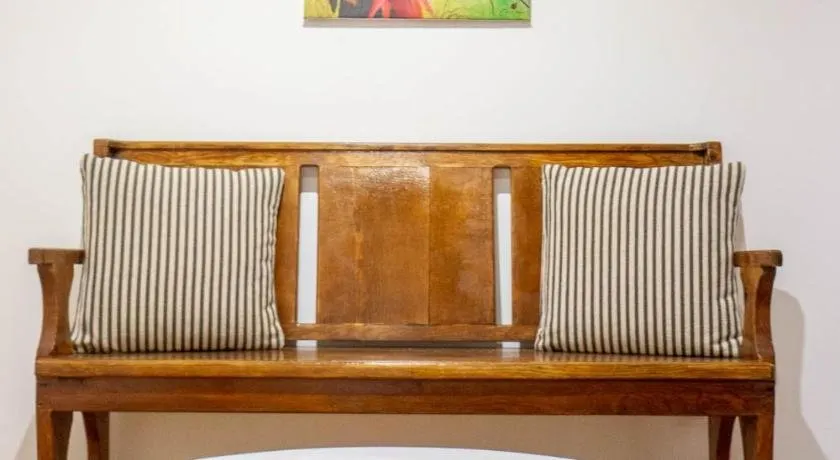 MANURII Boutique Hotel - Image 1