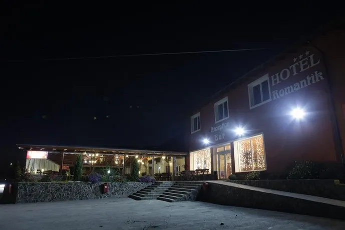 Hotel Romantik - Image 1