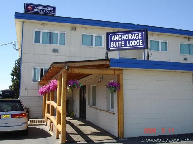 Anchorage Suite Lodge - Image 1