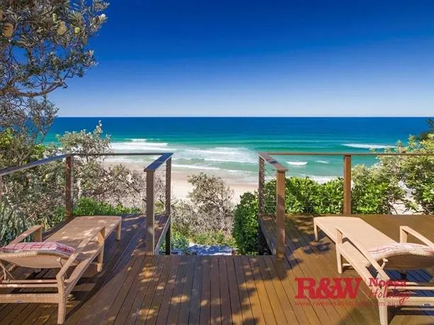 20 Arakoon Crescent - Image 1