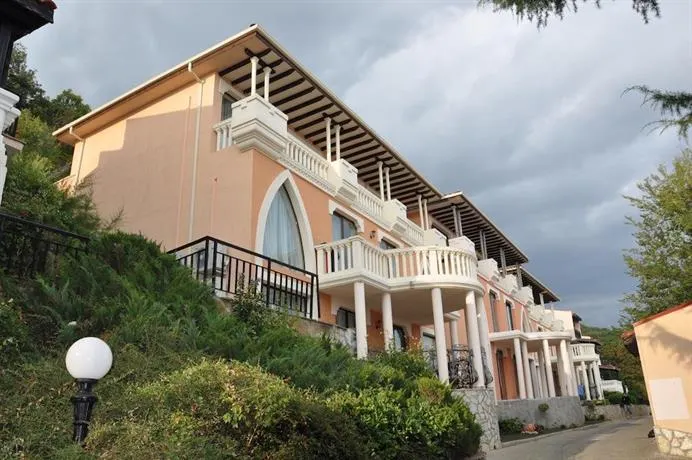 Royal Casa Villas - Image 1