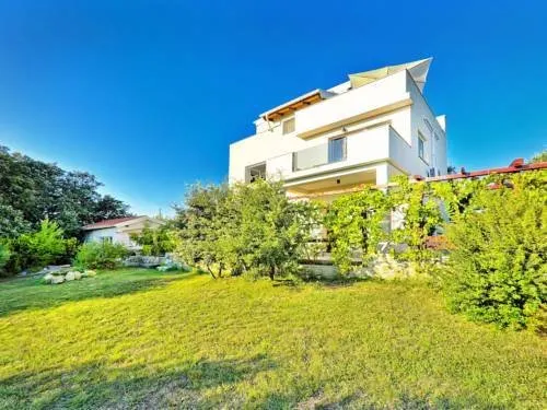 Holiday Home Anne - Image 1