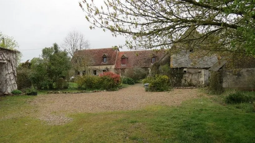Chateau De Fosse Seche - Image 1