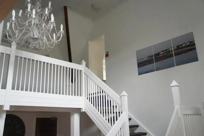 Rothesay Hotel - Image 1