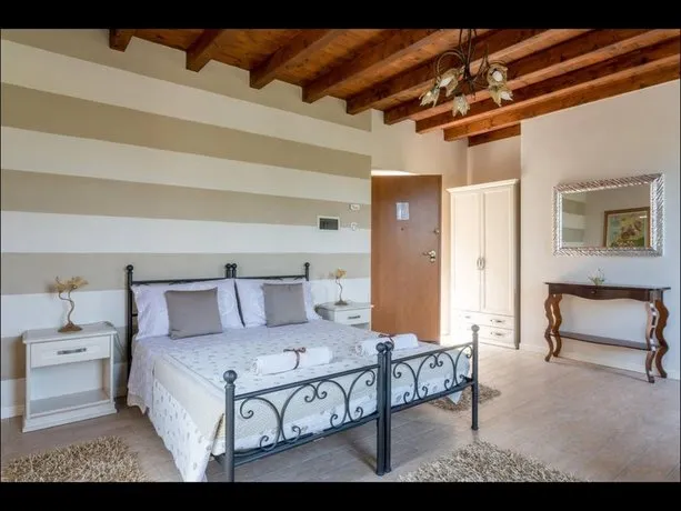 B&B Ronco degli Ulivi - Image 1