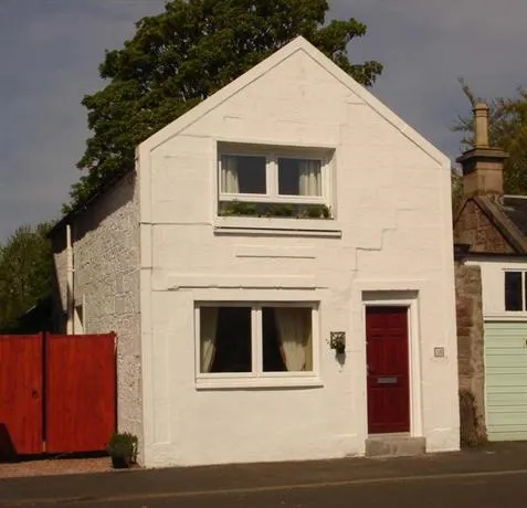 The Coach House Helensburgh - Image 1