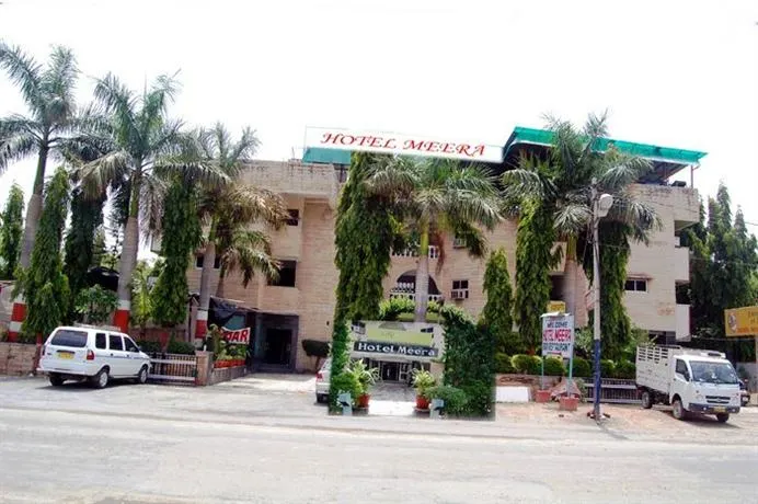 Hotel Meera - Image 1