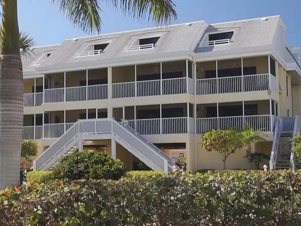 Tortuga Beach Club Resort - Image 1