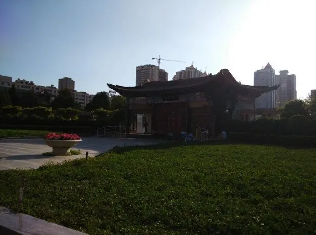 Lanzhou Tutu Theme Youth Inn - Image 1