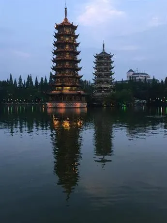 GUILIN GUANG HOTEL - Image 1