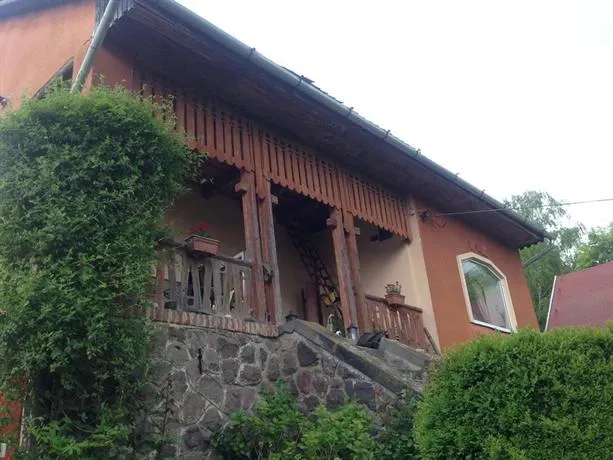 Villa Panorama Artist - Image 1