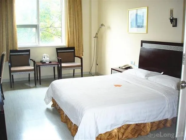 Shanghai City Central International Hostel - Image 1