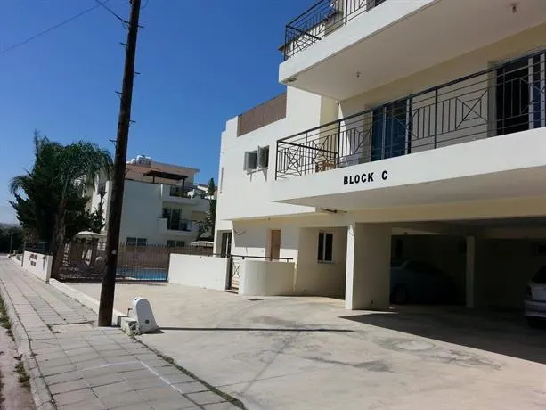 Orange Grove Kiti - Image 1