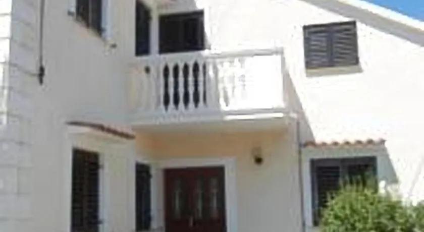 Apartment Moni - Image 1