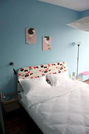 Kunming Love Apartment - Image 1