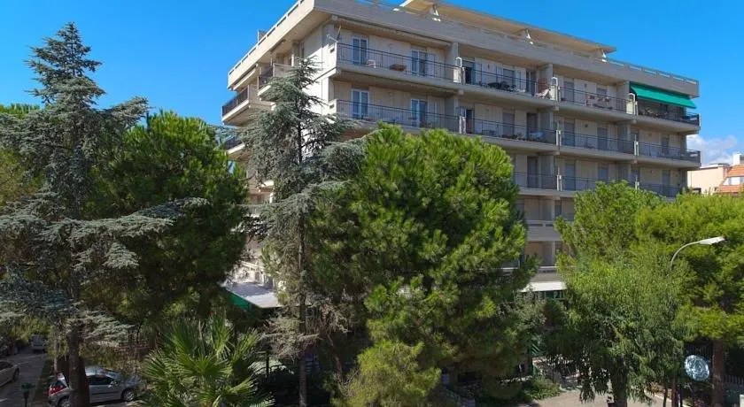 Hotel Pineta - Image 1
