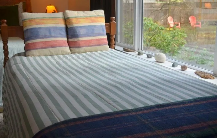 At Nautica Tigh Bed & Breakfast - Image 1