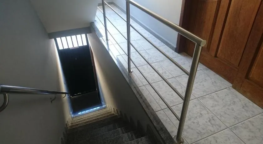 Regi House Hostel - Image 1
