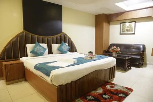 Oyo Rooms Main Road Ranchi Club - Image 1