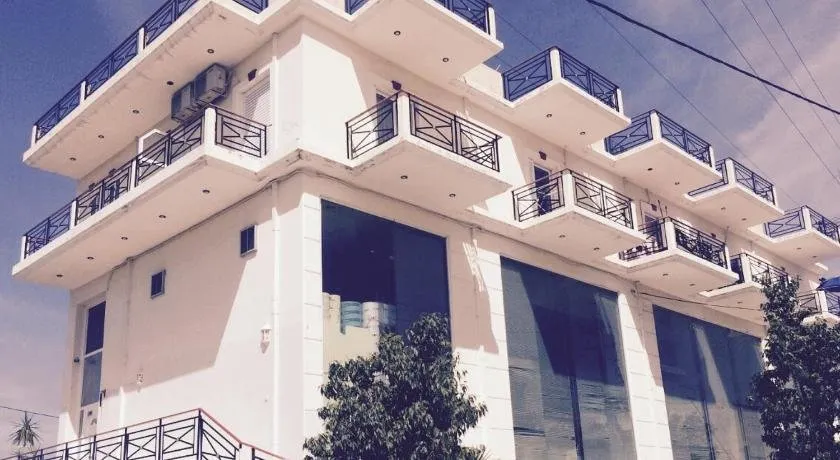 Lovely Apartments - Image 1
