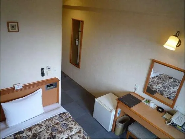 Hotel Elmont - Image 1
