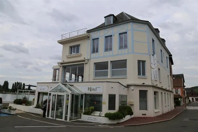 Le Saint Pierre - Image 1
