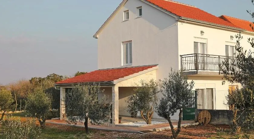 Holiday Home Hrast - Image 1