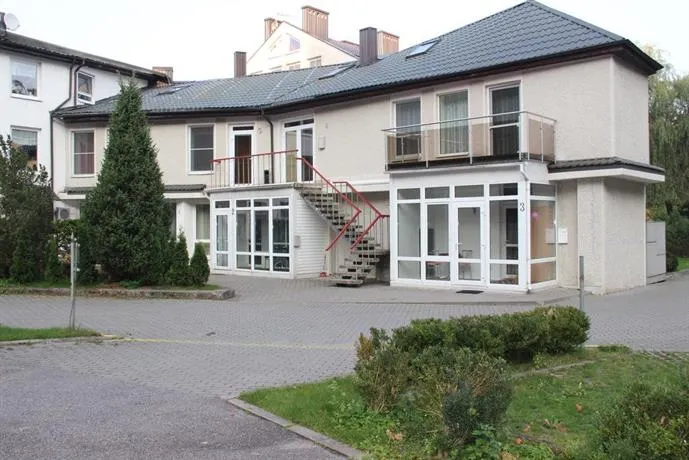 Rezos Apartments - Image 1
