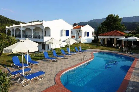 Antigone Hotel - Image 1
